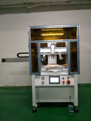 全自動絲印機(jī)和半自動絲印機(jī)區(qū)別在哪里？